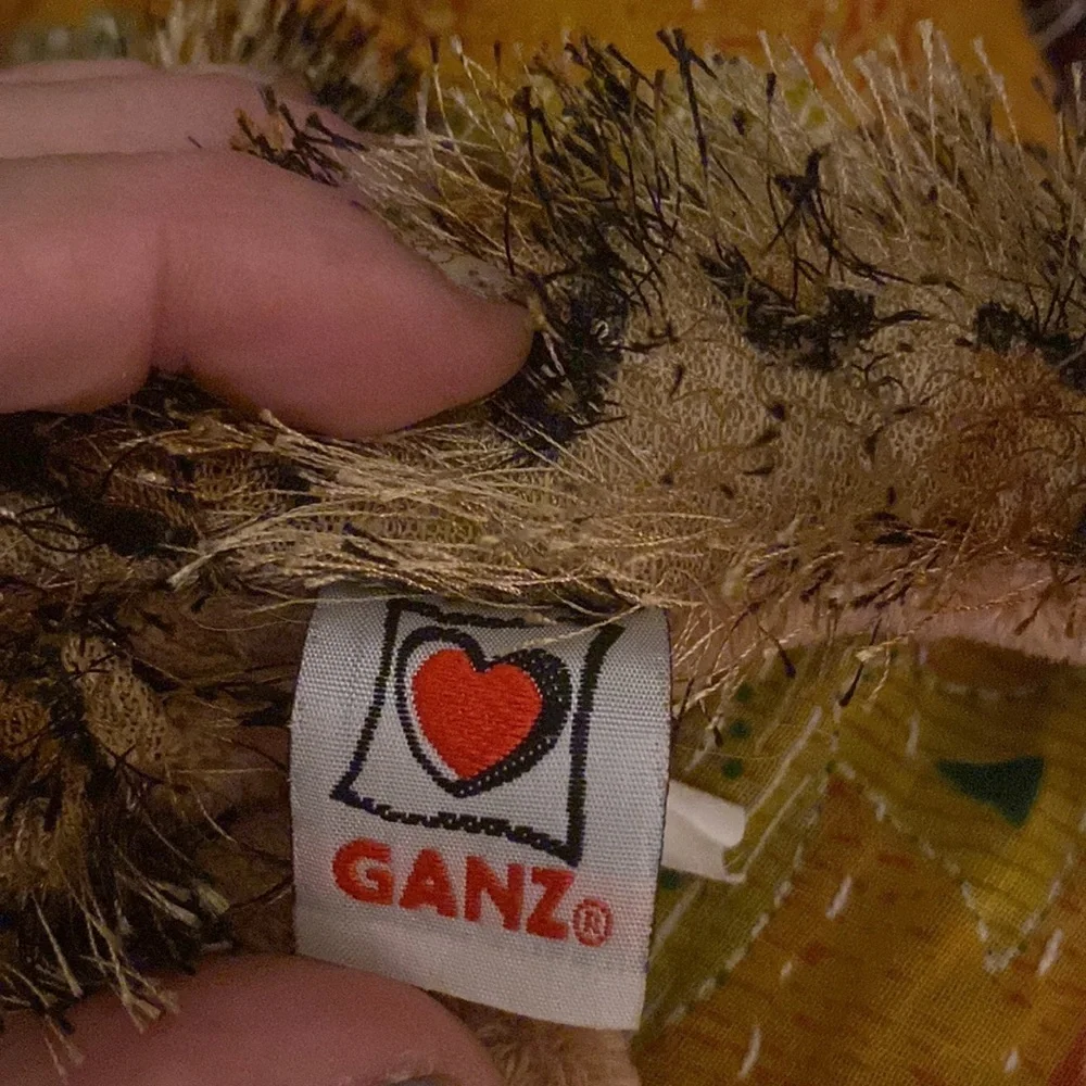 Ganz leopard lizard plush toy. He is gently loved and soft as a kitten! - Picture 7 of 9